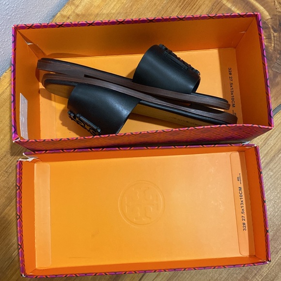 NWB Tory Burch Ines Slide Size 7 - Picture 5 of 8